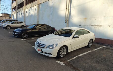 Mercedes-Benz E-Класс, 2011 год, 1 450 000 рублей, 20 фотография