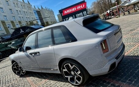 Rolls-Royce Cullinan, 2025 год, 82 000 000 рублей, 6 фотография