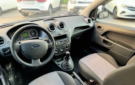 Ford Fiesta, 2006 год, 380 000 рублей, 13 фотография