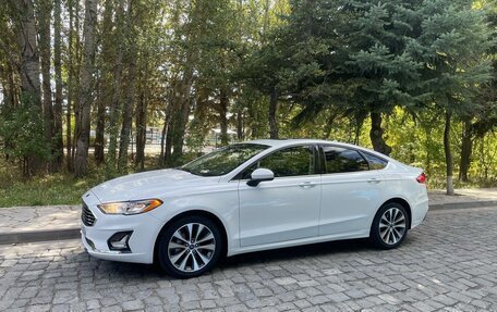 Ford Fusion (North America) II, 2019 год, 1 550 000 рублей, 1 фотография