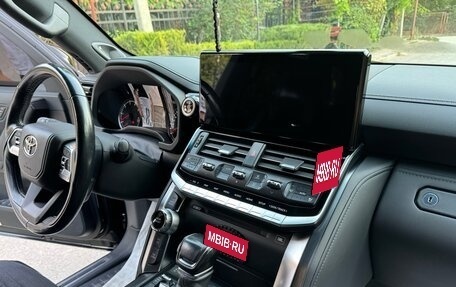 Toyota Land Cruiser, 2021 год, 10 700 000 рублей, 13 фотография