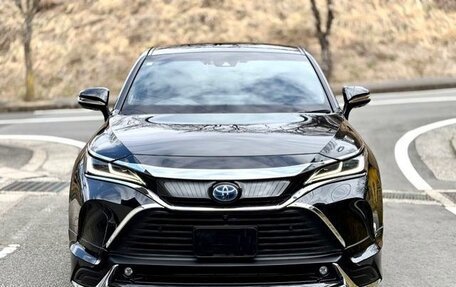 Toyota Harrier, 2021 год, 3 159 000 рублей, 2 фотография