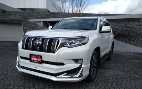 Toyota Land Cruiser Prado 150 рестайлинг 2, 2022 год, 4 020 131 рублей, 1 фотография