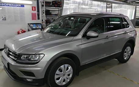 Volkswagen Tiguan II, 2018 год, 1 884 000 рублей, 4 фотография