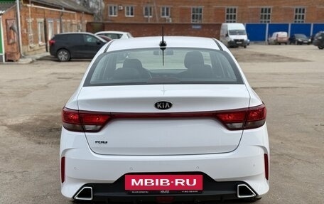 KIA Rio IV, 2021 год, 1 580 000 рублей, 6 фотография