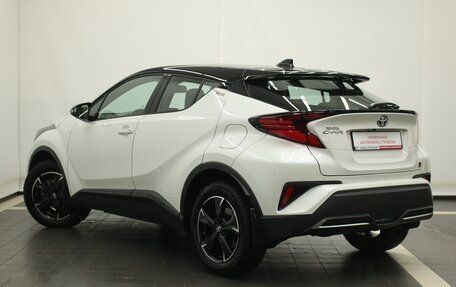 Toyota C-HR I рестайлинг, 2021 год, 3 090 000 рублей, 11 фотография