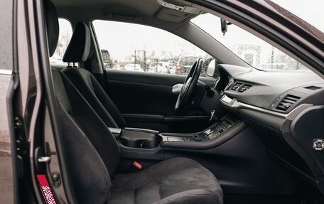 Lexus CT I рестайлинг, 2013 год, 1 680 000 рублей, 20 фотография