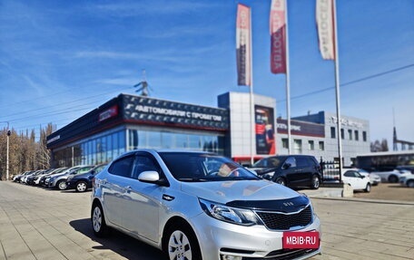 KIA Rio III рестайлинг, 2016 год, 920 000 рублей, 1 фотография