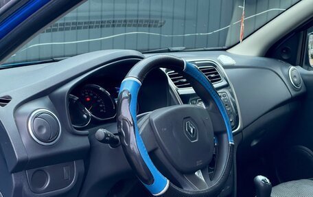 Renault Logan II, 2017 год, 899 000 рублей, 8 фотография