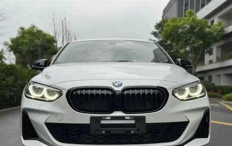 BMW 1 серия, 2021 год, 1 470 000 рублей, 2 фотография