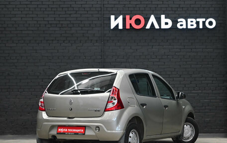 Renault Sandero I, 2013 год, 700 000 рублей, 7 фотография
