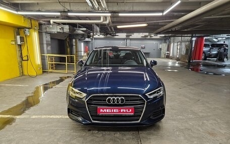 Audi A3, 2018 год, 1 990 000 рублей, 1 фотография