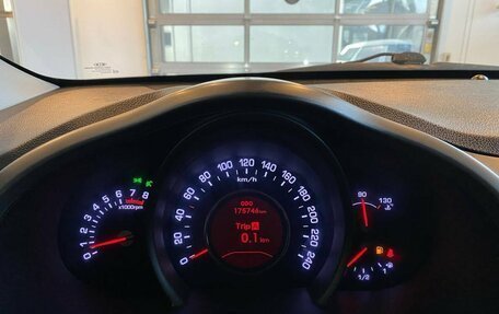 KIA Sportage III, 2011 год, 1 335 000 рублей, 11 фотография