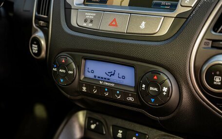 Hyundai ix35 I рестайлинг, 2013 год, 1 600 000 рублей, 20 фотография