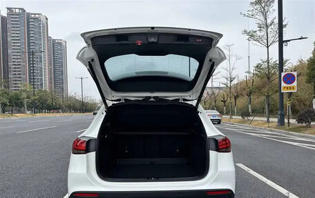 Mercedes-Benz GLA, 2021 год, 2 150 000 рублей, 14 фотография