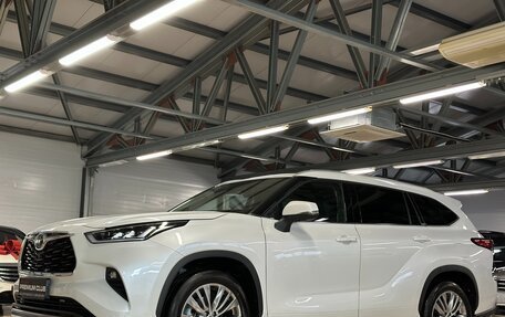 Toyota Highlander, 2025 год, 5 999 000 рублей, 1 фотография