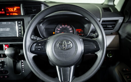 Toyota Roomy I, 2019 год, 1 280 000 рублей, 13 фотография