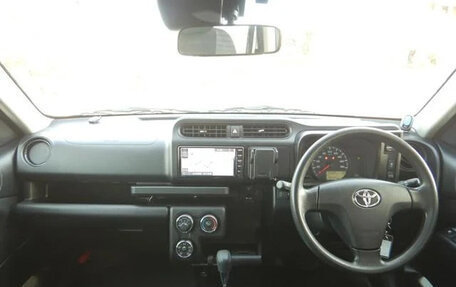 Toyota Probox I, 2018 год, 650 000 рублей, 13 фотография