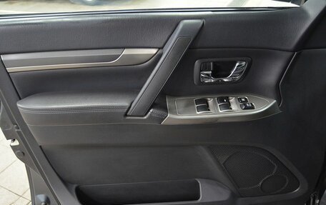 Mitsubishi Pajero IV, 2012 год, 2 350 000 рублей, 20 фотография
