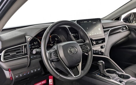 Toyota Camry, 2023 год, 3 950 000 рублей, 15 фотография