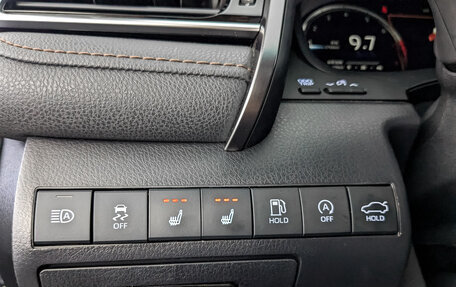 Toyota Camry, 2023 год, 3 950 000 рублей, 29 фотография