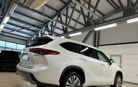 Toyota Highlander, 2025 год, 5 999 000 рублей, 17 фотография