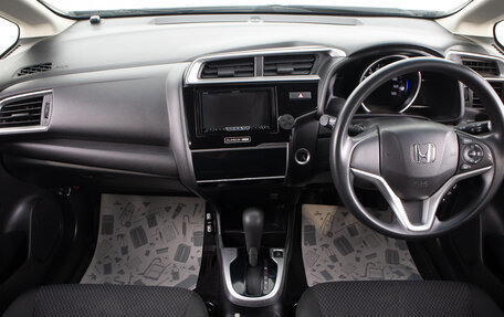 Honda Fit III, 2017 год, 1 399 000 рублей, 13 фотография