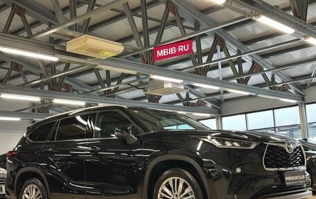 Toyota Highlander, 2025 год, 5 999 000 рублей, 2 фотография
