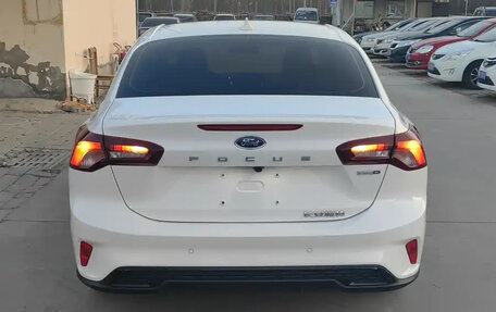 Ford Focus IV, 2022 год, 1 720 000 рублей, 5 фотография