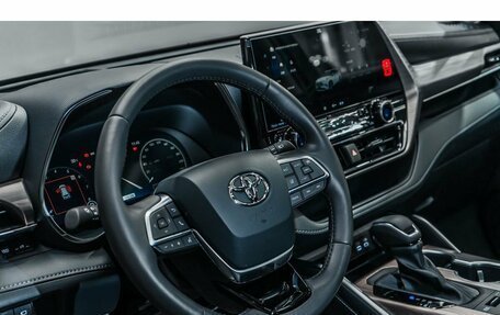 Toyota Highlander, 2025 год, 6 199 000 рублей, 21 фотография