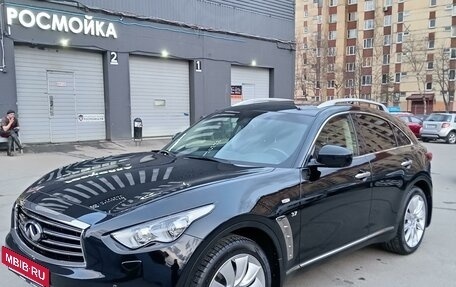 Infiniti QX70, 2014 год, 5 750 000 рублей, 4 фотография