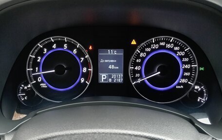 Infiniti QX70, 2014 год, 5 750 000 рублей, 23 фотография