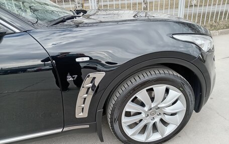Infiniti QX70, 2014 год, 5 750 000 рублей, 37 фотография