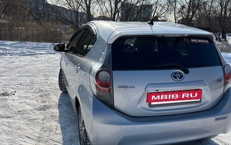 Toyota Aqua I, 2014 год, 1 139 999 рублей, 7 фотография