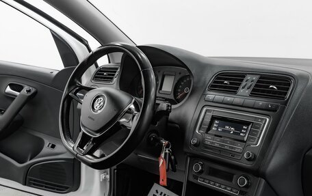 Volkswagen Polo VI (EU Market), 2019 год, 1 095 000 рублей, 10 фотография
