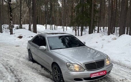 Mercedes-Benz S-Класс, 2004 год, 700 000 рублей, 1 фотография