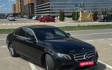 Mercedes-Benz E-Класс, 2017 год, 3 450 000 рублей, 2 фотография