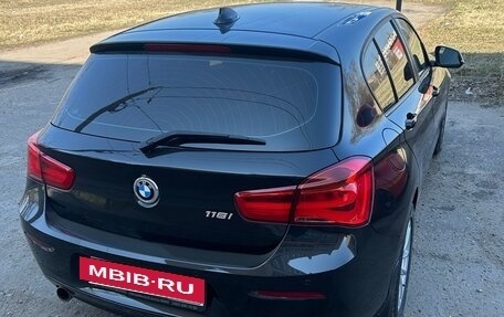BMW 1 серия, 2018 год, 1 950 000 рублей, 5 фотография