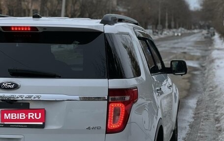Ford Explorer VI, 2013 год, 2 150 000 рублей, 2 фотография