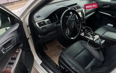Toyota Camry, 2016 год, 2 350 000 рублей, 5 фотография