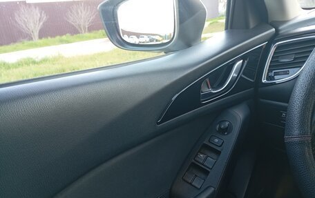 Mazda 3, 2014 год, 1 430 000 рублей, 16 фотография