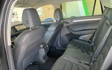 Skoda Kodiaq I, 2025 год, 5 050 000 рублей, 4 фотография