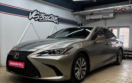 Lexus ES VII, 2019 год, 3 900 000 рублей, 1 фотография