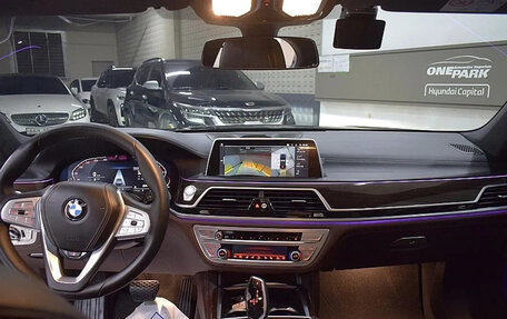 BMW 7 серия, 2021 год, 4 830 000 рублей, 6 фотография
