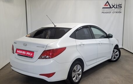 Hyundai Solaris II рестайлинг, 2015 год, 900 000 рублей, 3 фотография