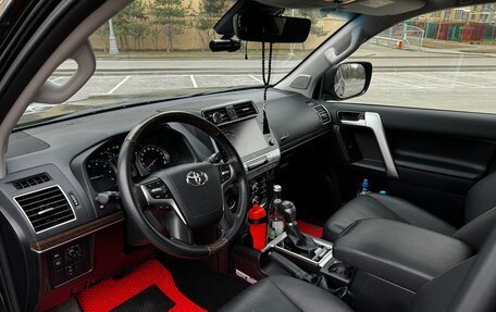 Toyota Land Cruiser Prado 150 рестайлинг 2, 2021 год, 7 600 000 рублей, 22 фотография