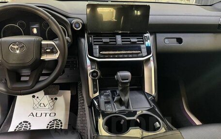 Toyota Land Cruiser, 2022 год, 9 950 000 рублей, 15 фотография