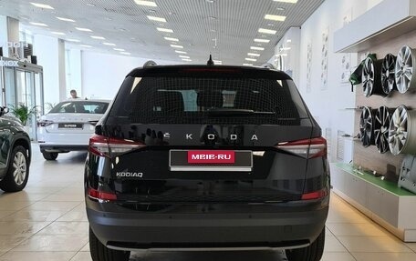 Skoda Kodiaq I, 2025 год, 5 050 000 рублей, 5 фотография