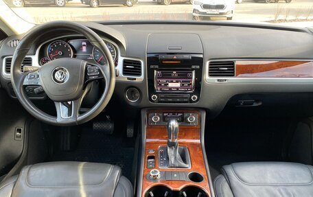 Volkswagen Touareg III, 2012 год, 1 980 000 рублей, 6 фотография