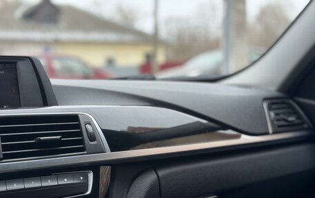 BMW 3 серия, 2018 год, 1 600 000 рублей, 17 фотография